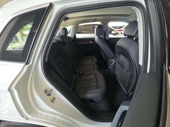 2023 Audi Q5 Premium – miniatura 16