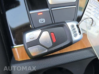 2023 Audi Q5 Premium – miniatura 5