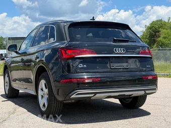 2023 Audi Q5 Premium - miniatura 3