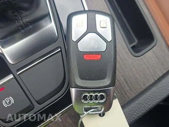 2023 Audi Q5 Premium – miniatura 8