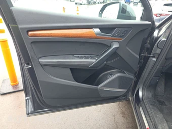2023 Audi Q5 S line Premium Plus - miniatura 9