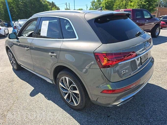 2023 Audi Q5 S line Premium Plus – miniatura 2