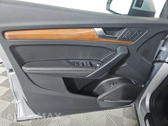 2023 Audi Q5 S line Premium Plus - miniatura 9