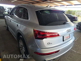 2023 Audi Q5 S line Premium – miniatura 2