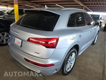 2023 Audi Q5 S line Premium – miniatura 3