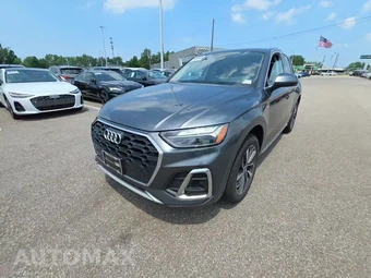 2023 Audi Q5 S line Premium