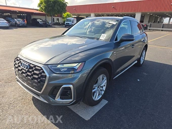 2023 Audi Q5 S line Premium