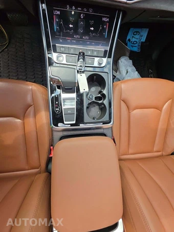 2023 Audi Q7 Premium 45 TFSI – miniatura 8