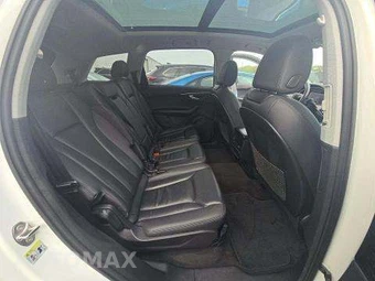2023 Audi Q7 Premium 55 TFSI – miniatura 16