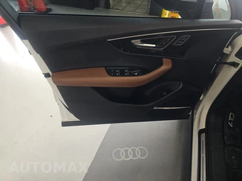 2023 Audi Q7 Premium Plus 45 TFSI – miniatura 9