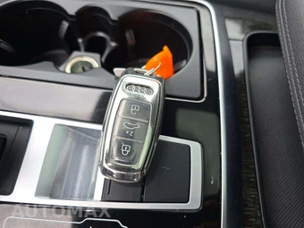 2023 Audi Q7 Premium Plus 55 TFSI - miniatura 8