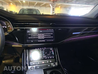 2023 Audi Q8 Premium Plus – miniatura 7