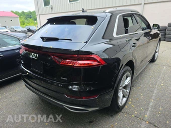 2023 Audi Q8 Premium Plus - miniatura 3