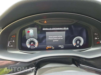2023 Audi Q8 Premium Plus - miniatura 9