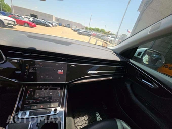 2023 Audi Q8 Premium Plus – miniatura 10