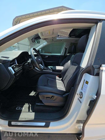 2023 Audi Q8 Premium Plus – miniatura 6