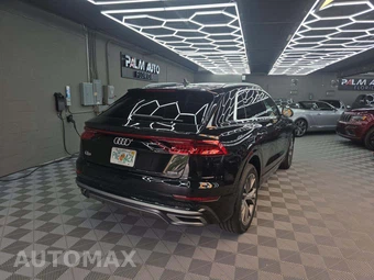 2023 Audi Q8 Premium Plus - miniatura 3