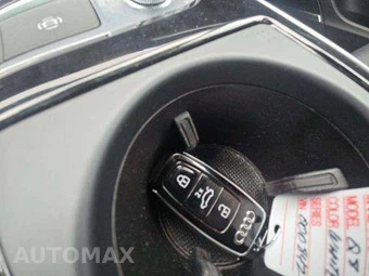 2023 Audi Q8 Premium Plus – miniatura 8