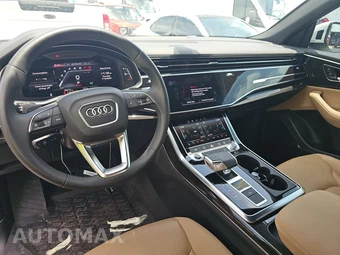 2023 Audi Q8 Premium Plus – miniatura 11