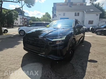 2023 Audi Q8 Premium Plus