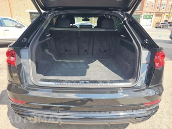 2023 Audi Q8 Premium Plus - miniatura 11