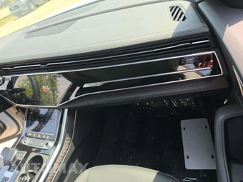 2023 Audi Q8 Premium – miniatura 19