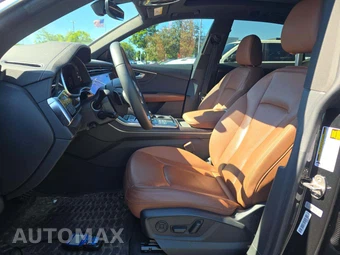 2023 Audi Q8 Premium – miniatura 3