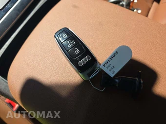 2023 Audi Q8 Premium – miniatura 5