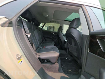 2023 Audi Q8 Premium – miniatura 13