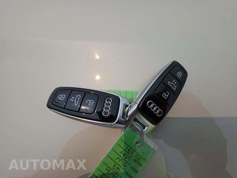 2023 Audi Q8 Premium – miniatura 5
