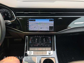 2023 Audi Q8 Premium – miniatura 7