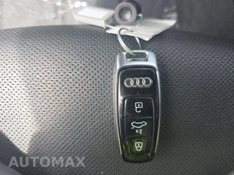 2023 Audi Q8 Prestige – miniatura 5