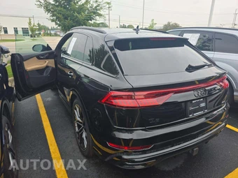 2023 Audi Q8 Prestige - miniatura 2