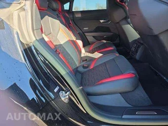 2023 Audi RS e-tron GT – miniatura 17