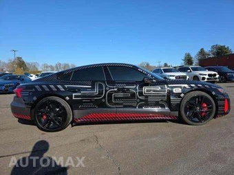 2023 Audi RS e-tron GT – miniatura 4