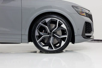 2023 Audi RS Q8 - miniatura 13