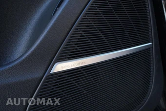 2023 Audi RS Q8 - miniatura 18