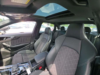 2023 Audi S4 Premium Plus – miniatura 11