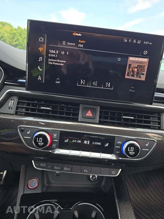 2023 Audi S4 Premium Plus – miniatura 10