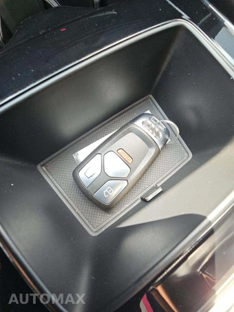 2023 Audi S4 Prestige – miniatura 5
