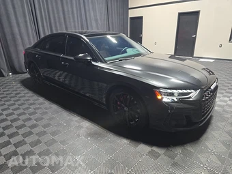 2023 Audi S8 – miniatura 3