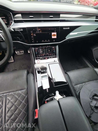 2023 Audi S8 – miniatura 10