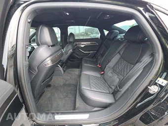 2023 Audi S8 – miniatura 13