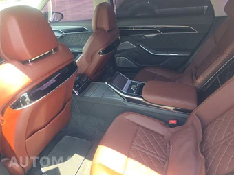 2023 Audi S8 - miniatura 13