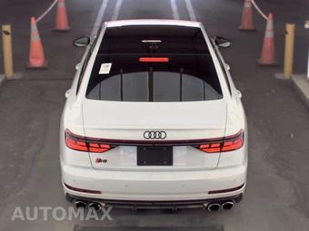 2023 Audi S8 - miniatura 5