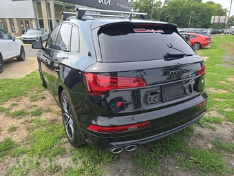 2023 Audi SQ5 Premium Plus - miniatura 2