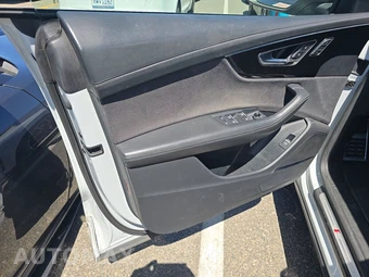 2023 Audi SQ8 Prestige – miniatura 9