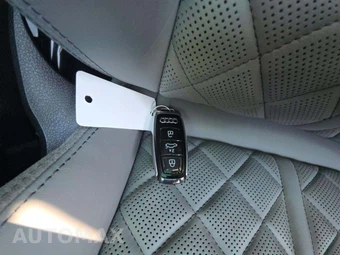 2023 Audi SQ8 Prestige – miniatura 8