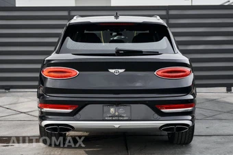 2023 Bentley Bentayga EWB Azure V8 - miniatura 16
