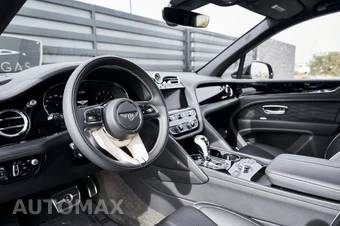 2023 Bentley Bentayga EWB Azure V8 - miniatura 2